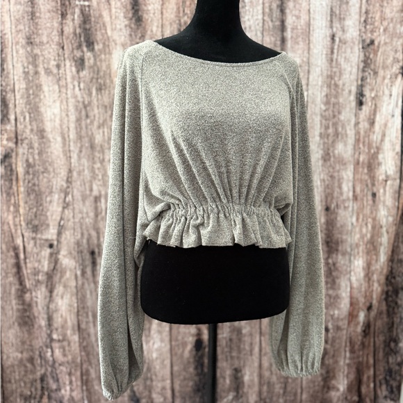 Elegant Cream Long Sleeve Top - Picture 1 of 8